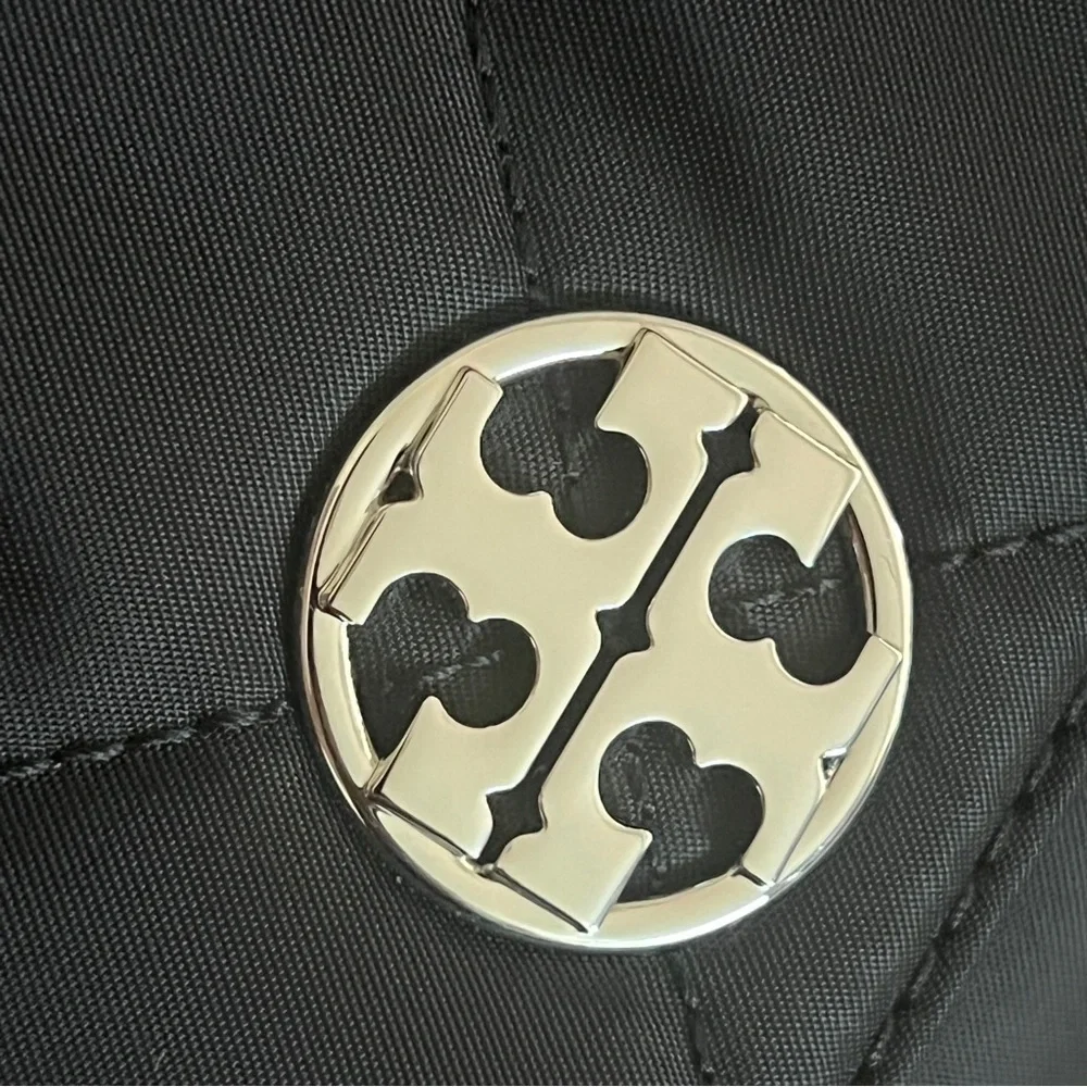 TORY BURCH• Willa Black Quilted Nylon Crossbody Bag